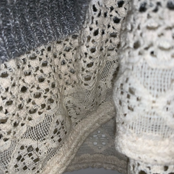 Sweater - Picture 2 of 4